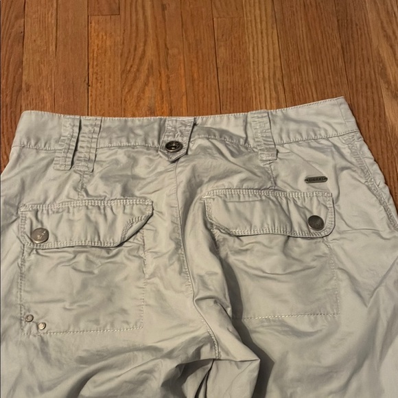 Signal Gray Elastic Waistband Capri Pants Relaxed Fit - Picture 8 of 14